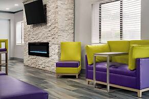 La Quinta Inn by Wyndham Birmingham - Inverness