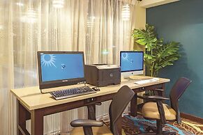 La Quinta Inn & Suites by Wyndham Boise Towne Square