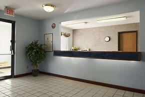 Super 8 by Wyndham Danville