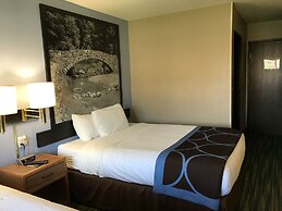 Boarders Inn & Suites by Cobblestone Hotels - Waterloo/Cedar Falls