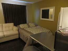 Riverside Suites
