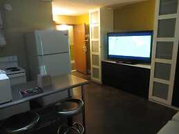 Riverside Suites