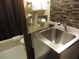 Riverside Suites