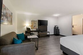 La Quinta Inn & Suites by Wyndham Des Moines West Clive