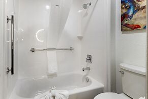 La Quinta Inn & Suites by Wyndham Des Moines West Clive