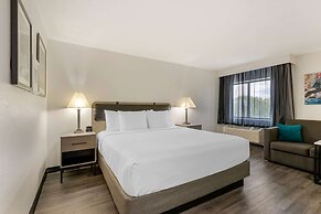 La Quinta Inn & Suites by Wyndham Des Moines West Clive