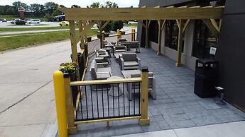 La Quinta Inn & Suites by Wyndham Des Moines West Clive