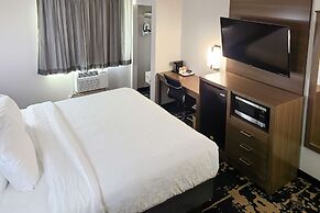 Clarion Pointe Bettendorf - Quad Cities