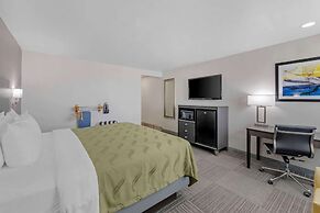 Quality Inn Kettleman City near Hwy 41