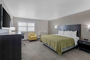 Quality Inn Kettleman City near Hwy 41