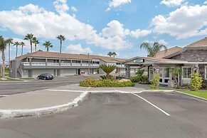 Quality Inn Kettleman City near Hwy 41