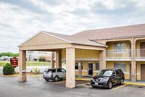 Deluxe Inn & Suites