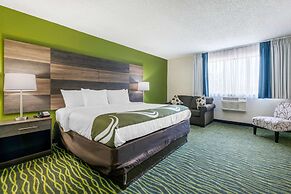 Quality Inn & Suites Leesburg Chain of Lakes