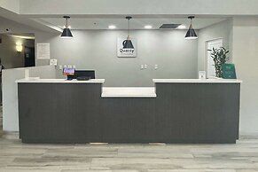 Quality Inn & Suites at Airport Blvd I-65