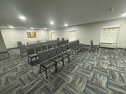 Quality Inn & Suites at Airport Blvd I-65