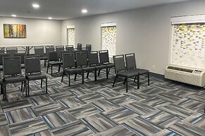 Quality Inn & Suites at Airport Blvd I-65