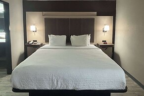 Quality Inn & Suites at Airport Blvd I-65