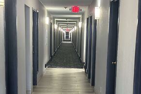 Quality Inn & Suites at Airport Blvd I-65