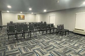 Quality Inn & Suites at Airport Blvd I-65