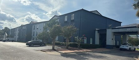 Quality Inn & Suites at Airport Blvd I-65