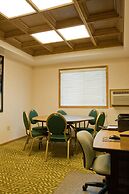 Super 8 by Wyndham Ottawa Starved Rock