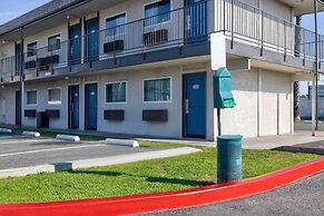 Motel 6 Anaheim, CA - Fullerton East
