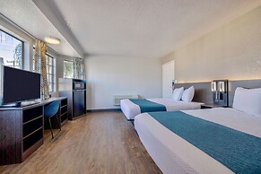 Motel 6 Anaheim, CA - Fullerton East