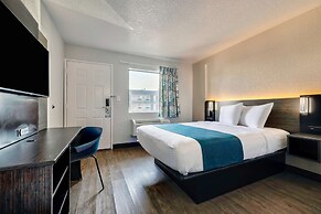 Motel 6 Anaheim, CA - Fullerton East