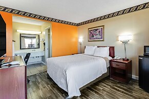 Knights Inn Madera
