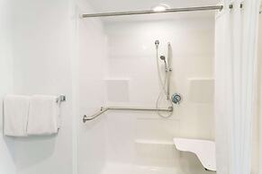 Super 8 by Wyndham Riviera Beach West Palm Beach