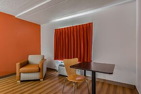 Motel 6 White, GA - Cartersville