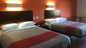 Motel 6 White, GA - Cartersville