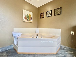 Quincy Inn and Suites