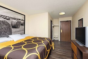 Super 8 by Wyndham Dodge City