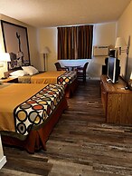 Super 8 by Wyndham Dodge City