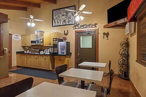 Super 8 by Wyndham Dodge City