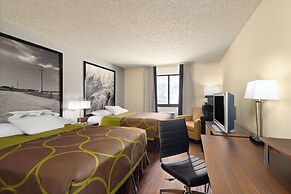 Super 8 by Wyndham Dodge City