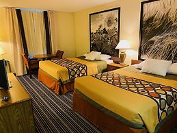 Super 8 by Wyndham Dodge City