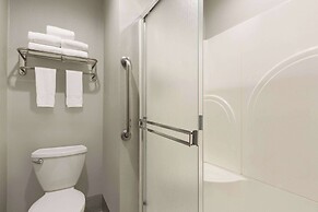 Super 8 by Wyndham Eureka