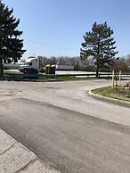 Knights Inn Indianapolis