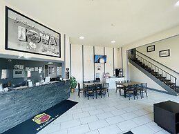 Super 8 by Wyndham Keokuk