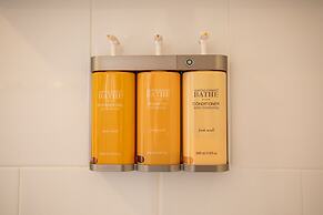 West Beach Inn, a Coast Hotel