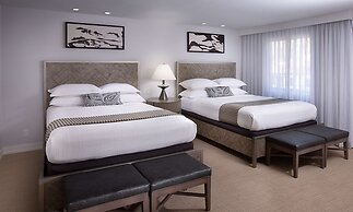 West Beach Inn, a Coast Hotel