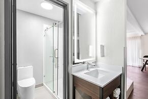 Clarion Pointe Shreveport West