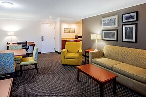 La Quinta Inn & Suites by Wyndham Houston Baytown East