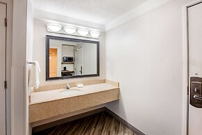 La Quinta Inn & Suites by Wyndham Houston Baytown East