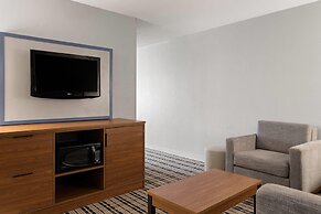 AmericInn by Wyndham Alexandria
