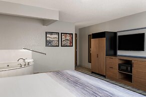 AmericInn by Wyndham Alexandria