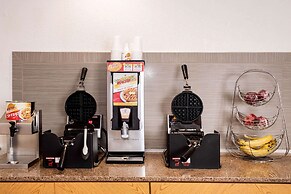 La Quinta Inn & Suites by Wyndham Melbourne Viera