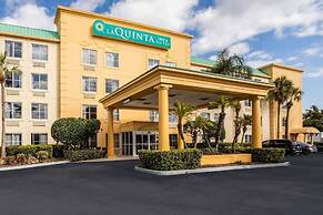 La Quinta Inn & Suites by Wyndham Melbourne Viera